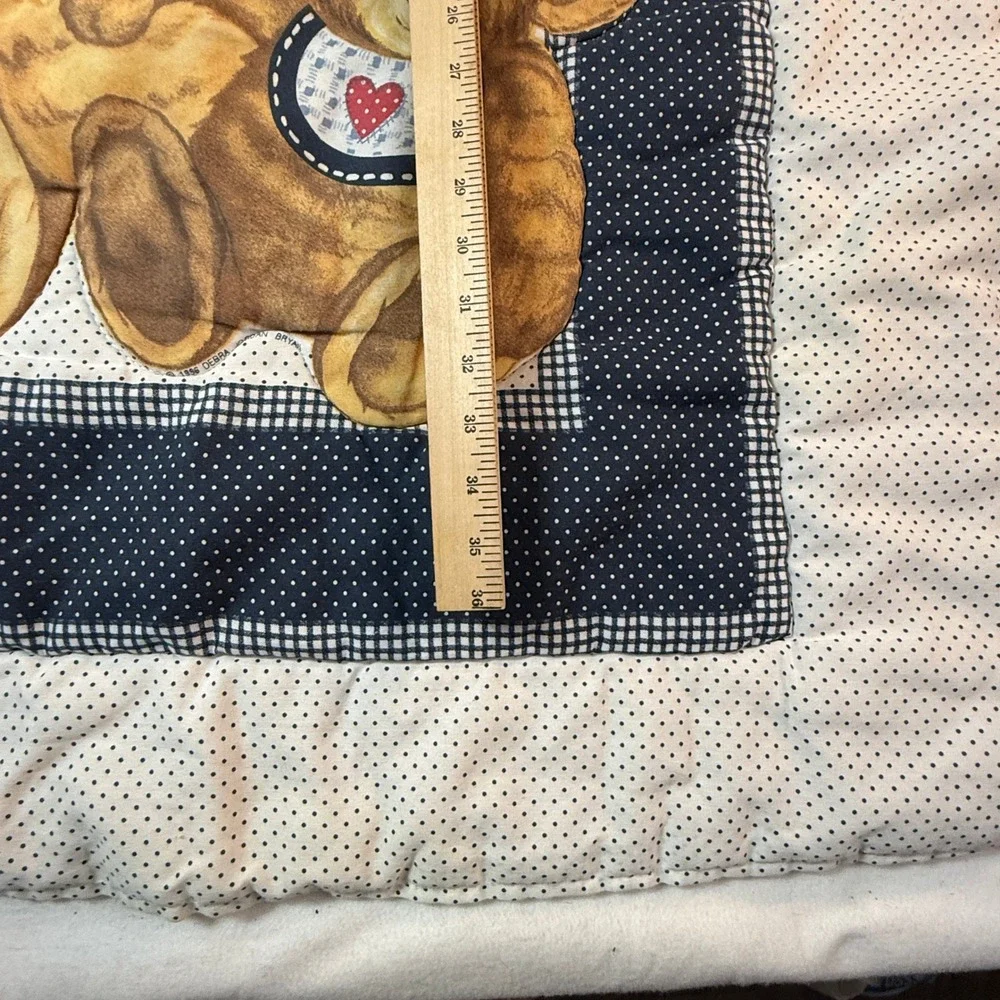 Vintage 1996 Debra Jordan Bryan Baby Quilt